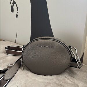 Marc Jacobs Taupe Gray Pebbled Leather Oval Crossbody